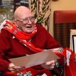 Klopp Mengajak Kakek 104 Tahun Ke Anfield