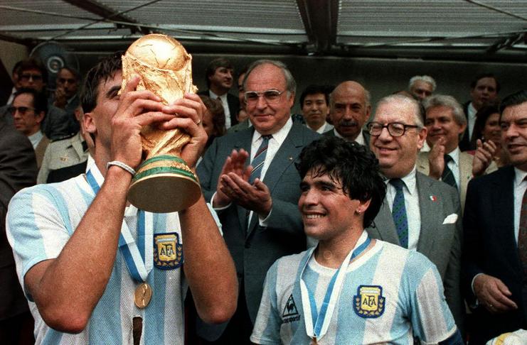 Maradona Sampaikan Pesan untuk Bekas Pemain Argentina